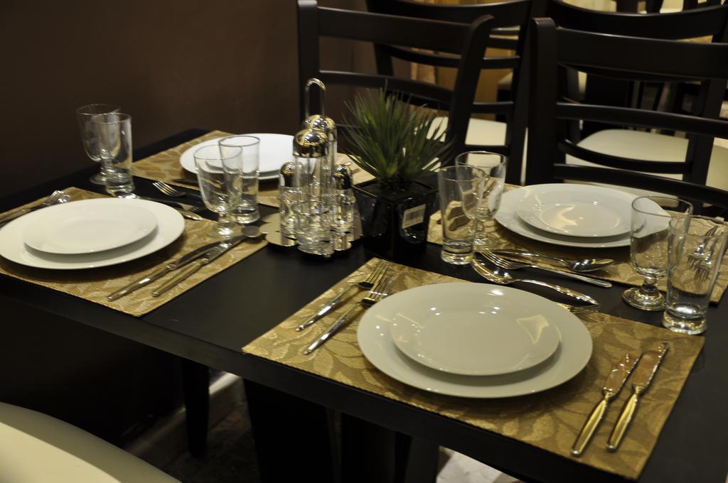 Al Bustan Crown Hotel 2 Arar Ngoại thất bức ảnh