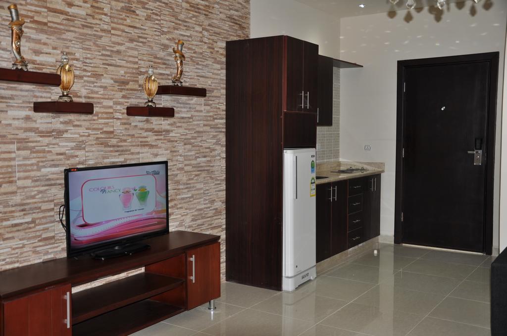 Al Bustan Crown Hotel 2 Arar Phòng bức ảnh
