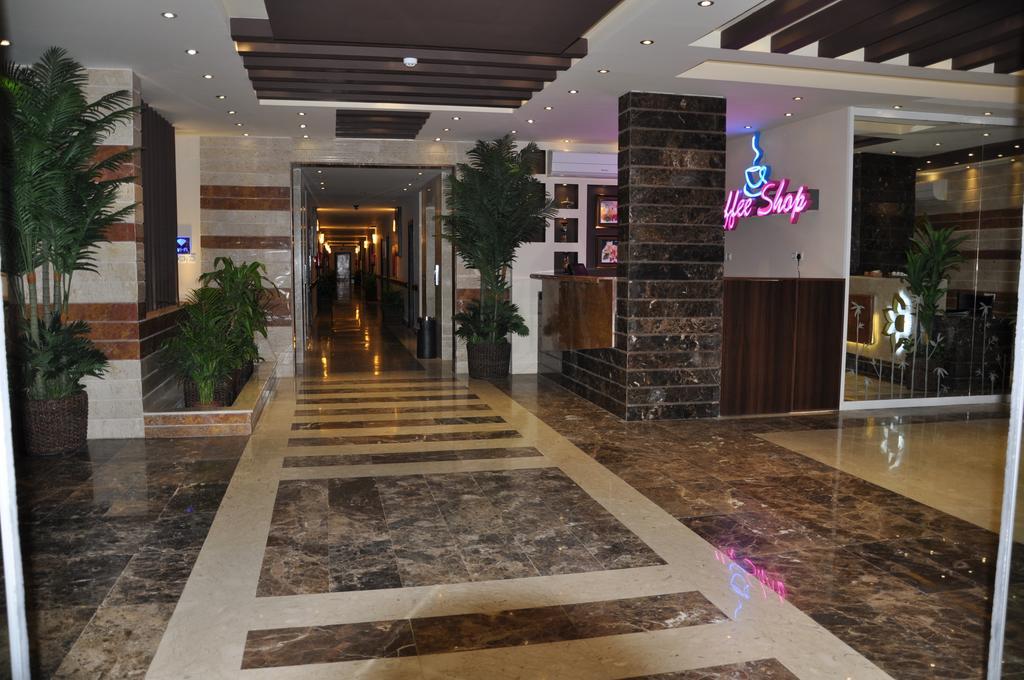 Al Bustan Crown Hotel 2 Arar Ngoại thất bức ảnh
